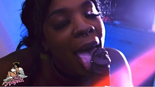 Ebony Model Sucks Photographer