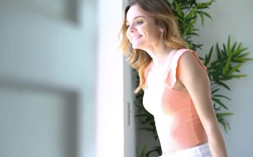 Teen Addee Kate enjoys perfect after date with dream