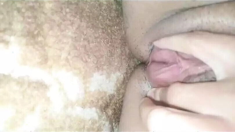 Banyata sghira 18ans bent alger skhouna l9a7ba