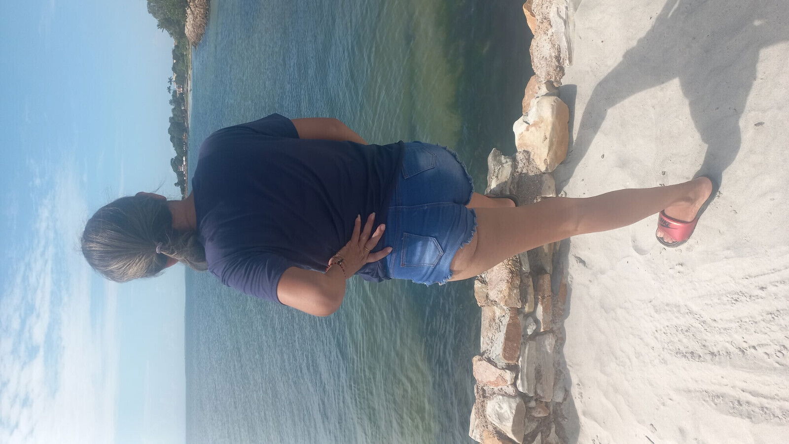 cuckold finds neighbor fucks very hard doggy style cums inside when goes work mornings