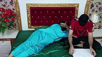 Sexy Big Ass Muslim Step Mom Seducing and Fucking With Her Step Son