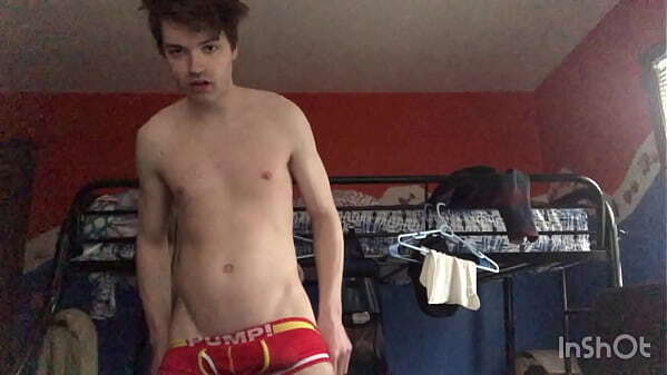 Niko Springs Strips Down Shows Body