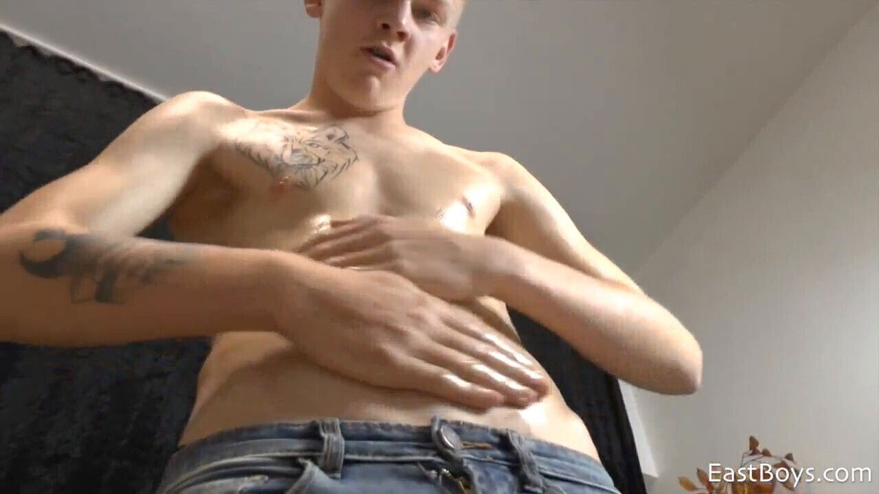 Euro, lean, youngsters