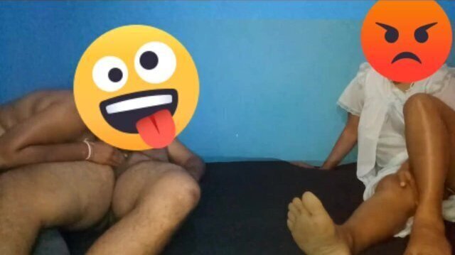 wife බලාගෙන ඉද්දි wifege යාළුවට දුන්නා😍