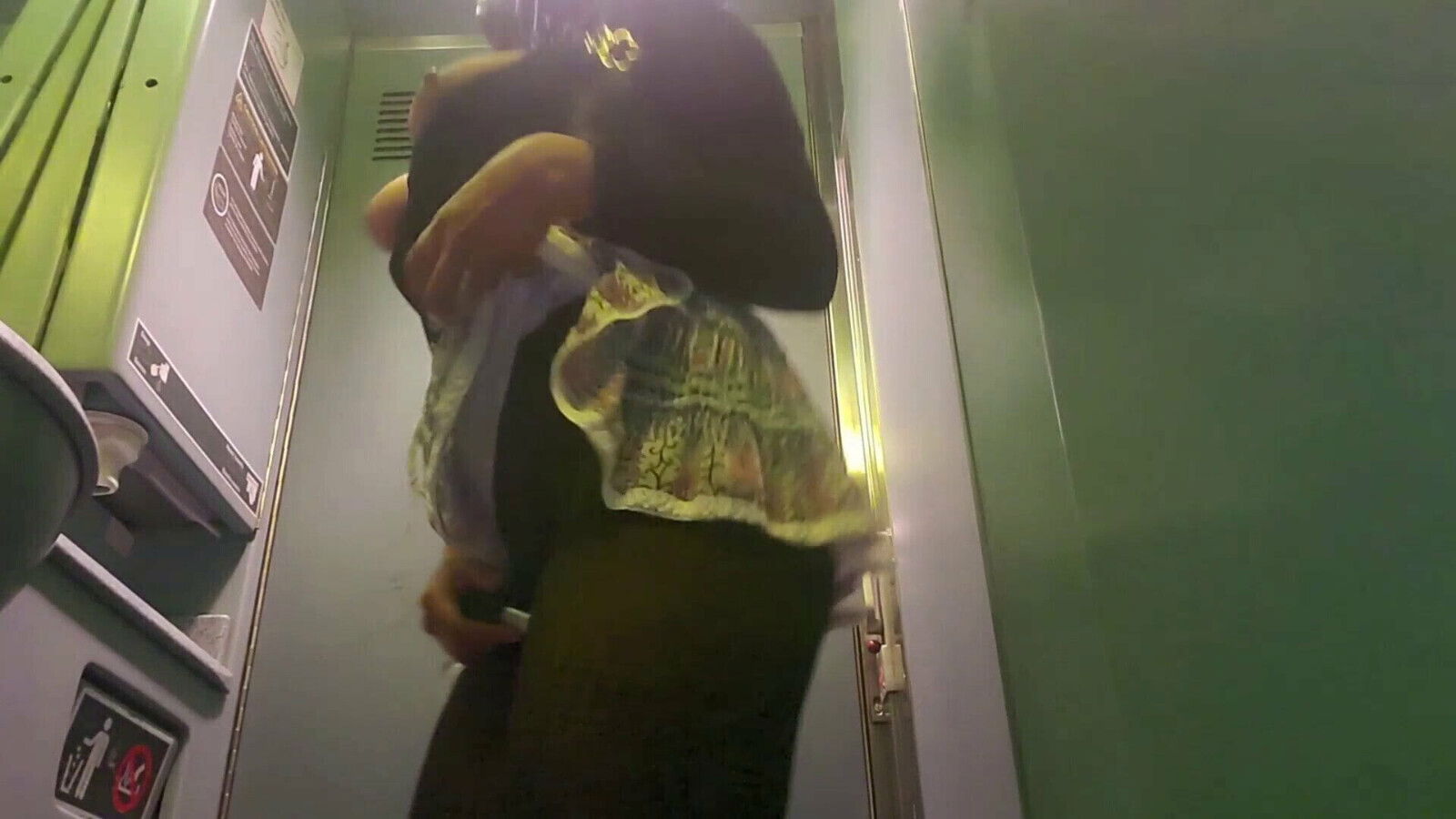 Choo Choo with Fun, Sexy Latina Rail Canada