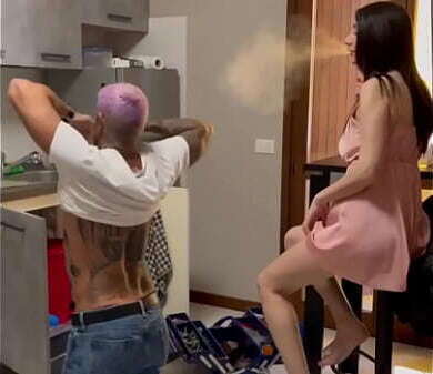 Teen Brunette doesn'_t have money sucks untill face VANESSA BRUNI