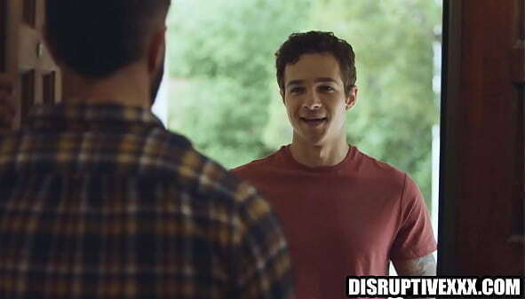 fucked bareback ex-con Ramzi &amp_ Jayden Marcos