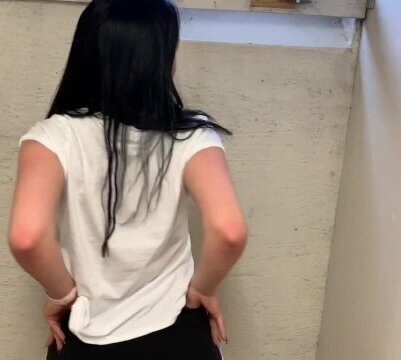 Girlfriend getting pounded in laundry room