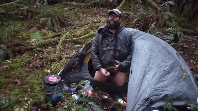 cumming cereal eating