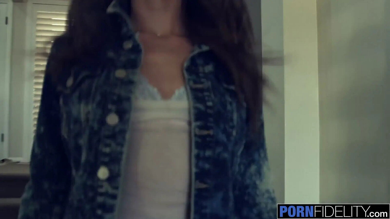 Riley Reid Fucked Hard Soon Comes House