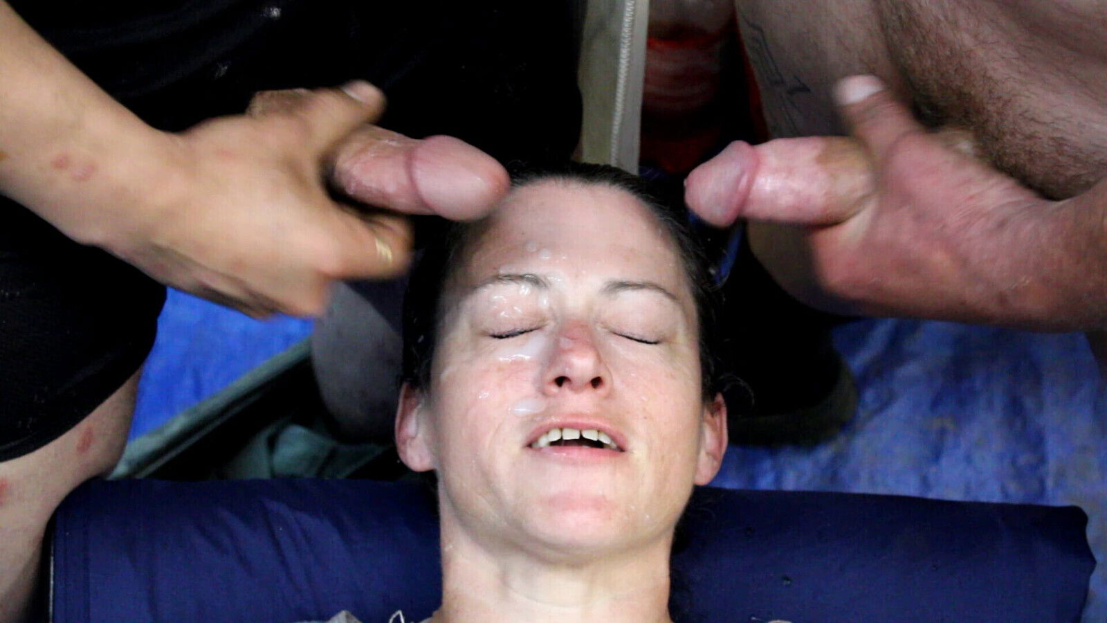 Amateur Homemade double dick face blasting