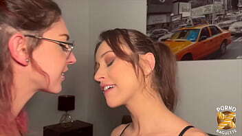 Leila et Jade partagent un fantasme commun&hellip_