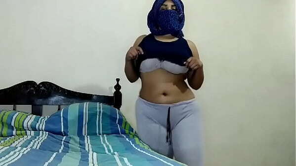 Chubby Muslim Egypt Muslim Hijab Masturbates Juicy Squirting Pussy Squirts Everywhere Webcam PORN HIJAB