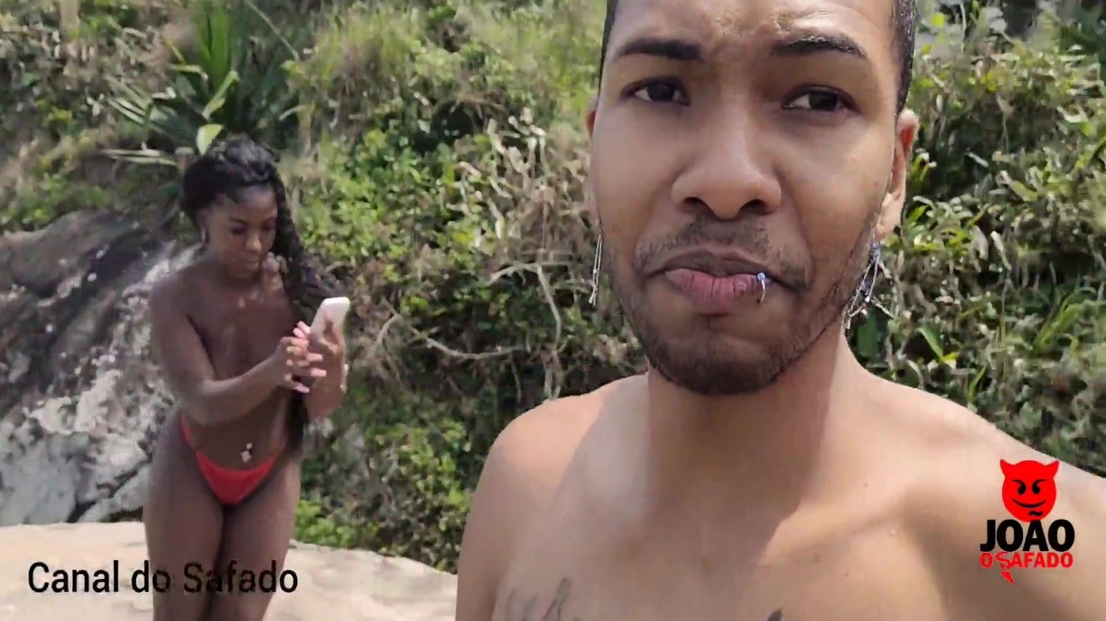 Holly Bombom, Joao Safado Bastidores Gravacao Praia Janeiro