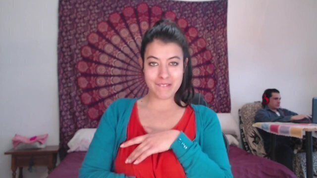 SHOW WEBCAM VERY RISKY BECAUSE STEPBROTHER WORKING BEHIND