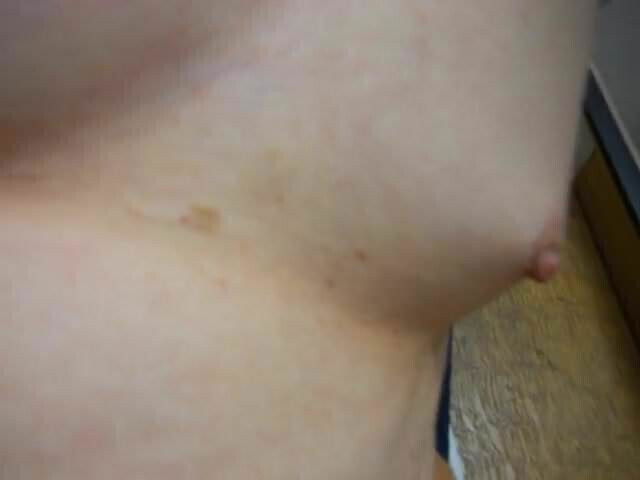 looking wife's cumming hard clit