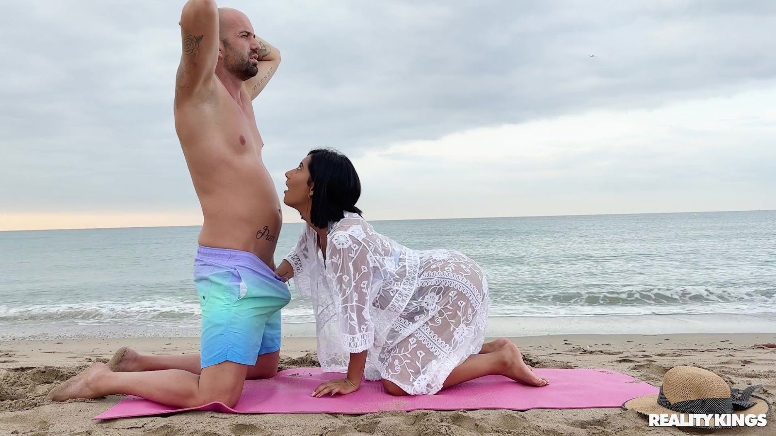 Outdoors video amazing fucking with brunette Alika Penagos