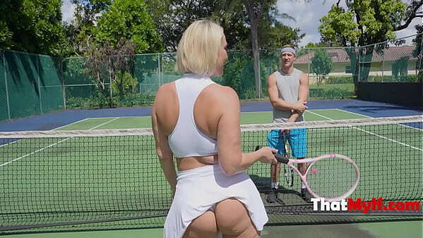 MILF Mellanie Monroe'_s Game Lose