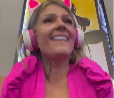 toda molhadinha academia tanto subir descer minha bucetinha encharcada minha roupa ficou transparente