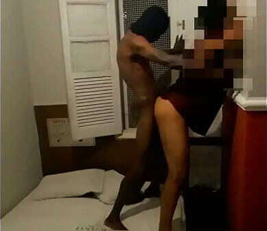 Negro maduro viadinho putinha meteu rola jeitinho cuzinho