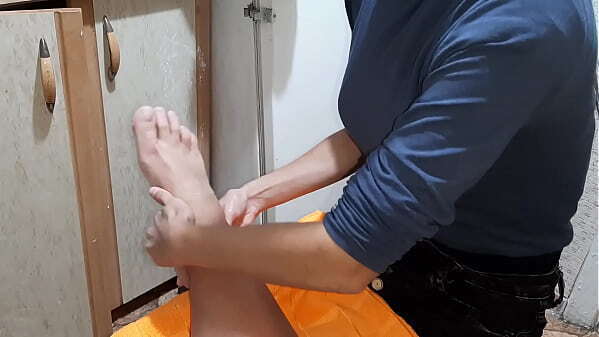 submissive girl foot fetishist Girls orgasm