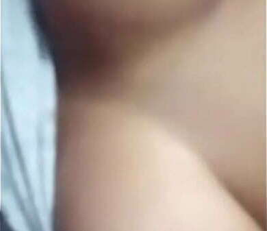 me llam&oacute_ otra vez yari