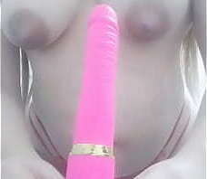 Joven milf mexicana latina sexy masturba juguete mando seguidor culo gordo tetas leche butt