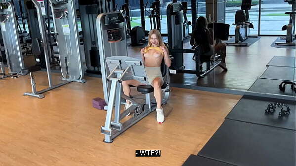 RISKY PUBLIC toilet with horny bitch Californiababe