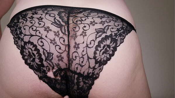 play black panties