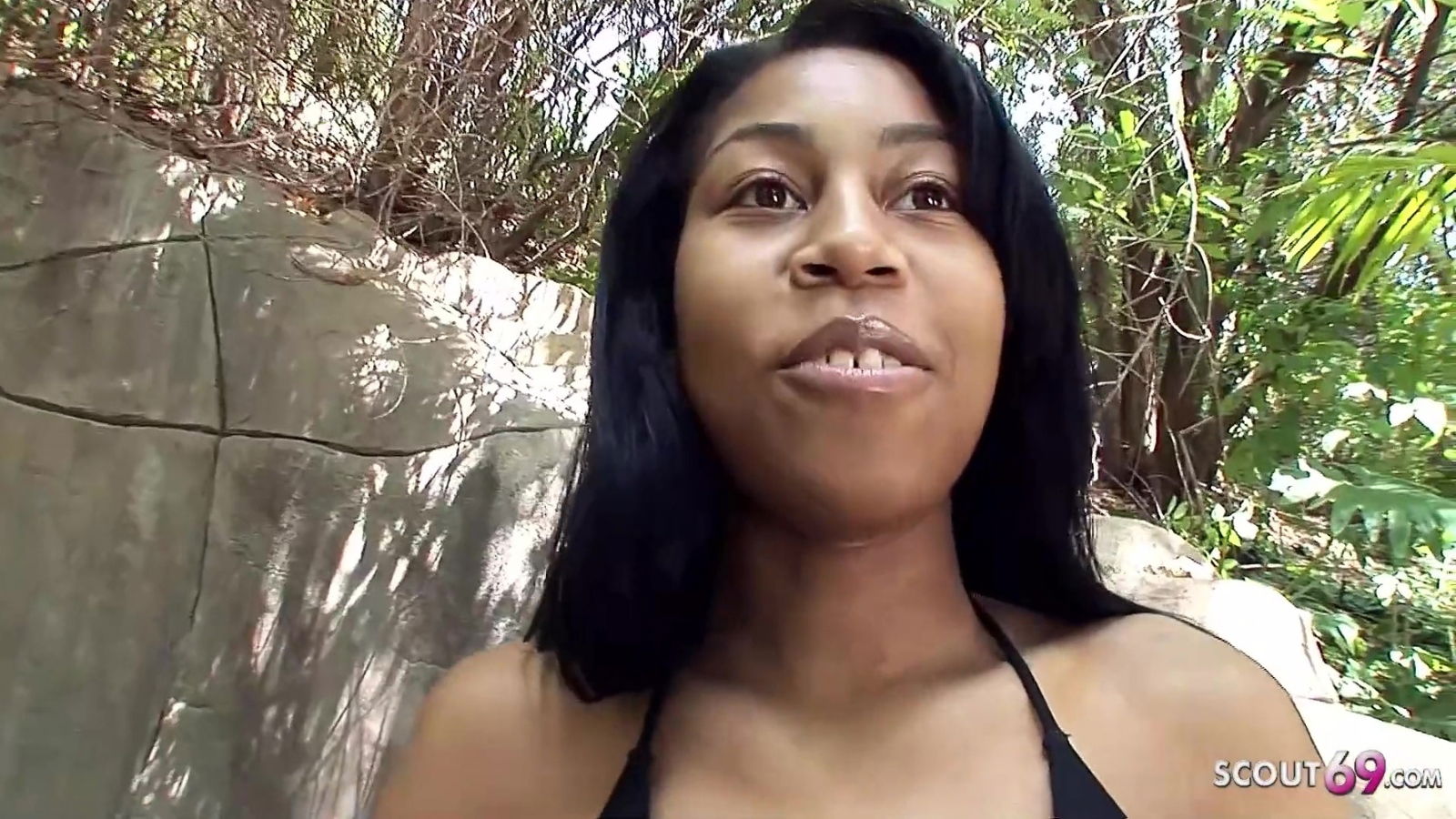 Crazy Movie Outdoor Check With Dolce Damone