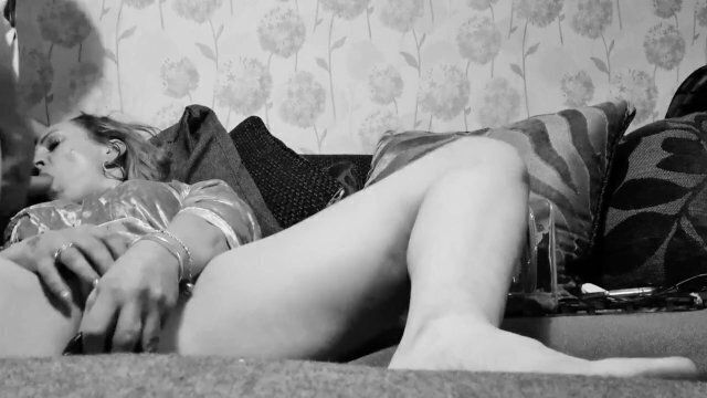 Caught cleaner fucking herself made suck