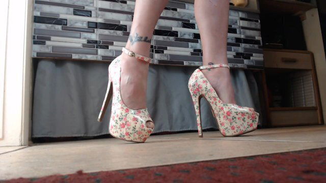 Calf Muscle Heel Sexy Legs Ankle Strap Floral Print