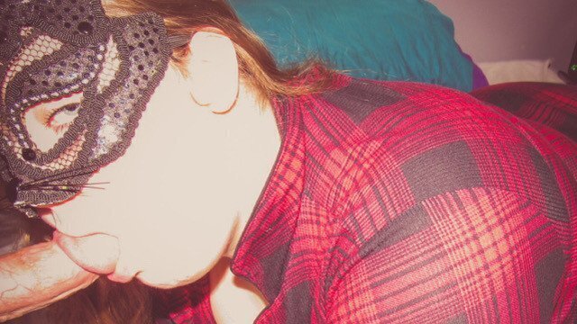 Curvy Bookworm Easily Convinced Fuck