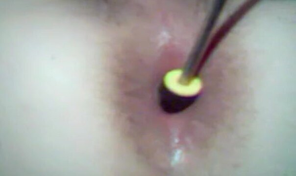 Masturbe (25) with testicle