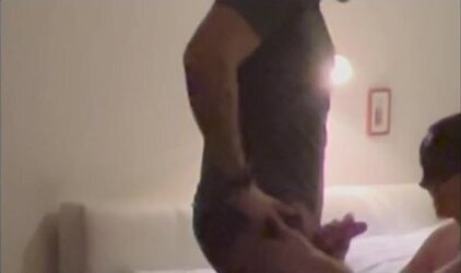 Soirée hot avec mon gode, fellation, amazone et levrette.