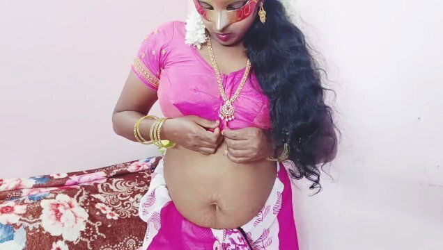 Sexy saree indian bhabi self
