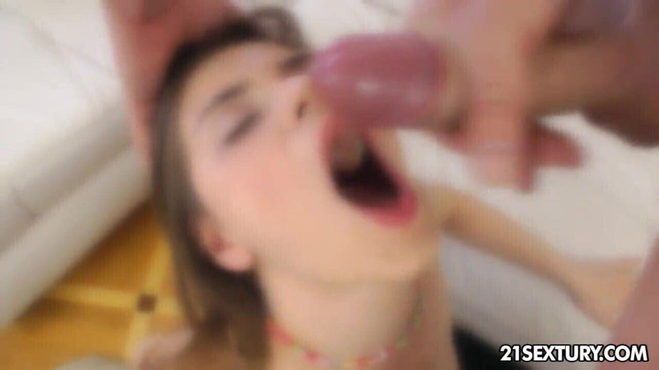 Skinny teen daughter gets hard fuck