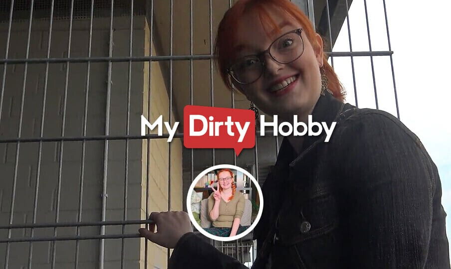 MyDirtyHobby Beautiful redhead Iva_Sonnenschein gives public blowjob