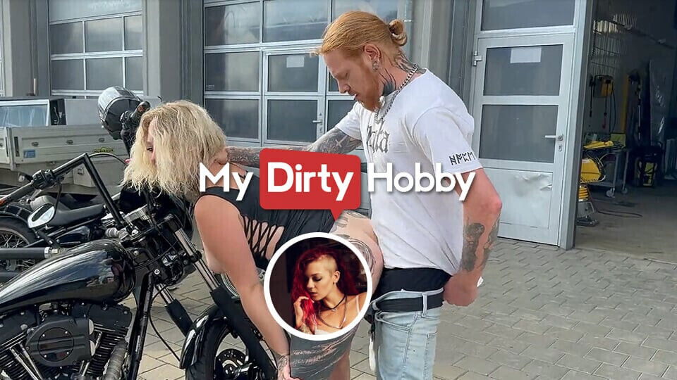 MyDirtyHobby Busty blonde swallows public
