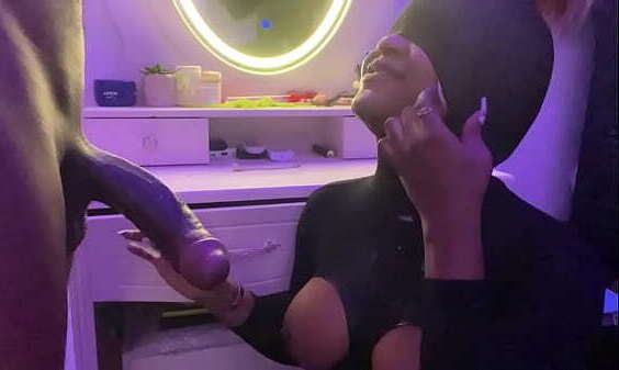 Ebony girl gives great blowjob times