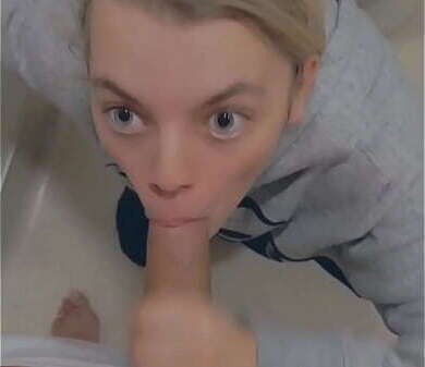 Young Nurse Hospital Helps Then Sucks Dick Help Feel Better