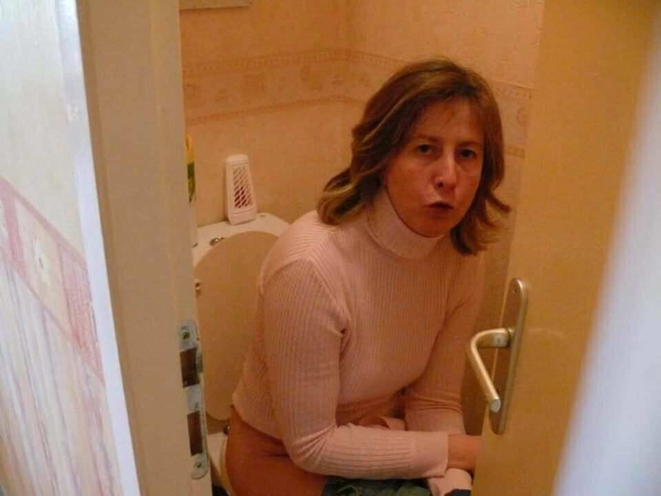 Vanessa bored. Husband gave her a gift.