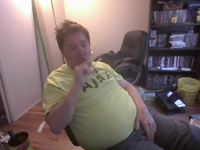 looking for a daddy to treat me