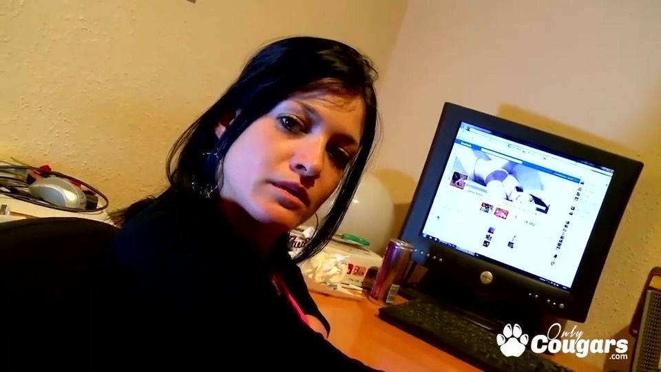 Dark Haired Lady Lana Fever Gagging Getting Laid