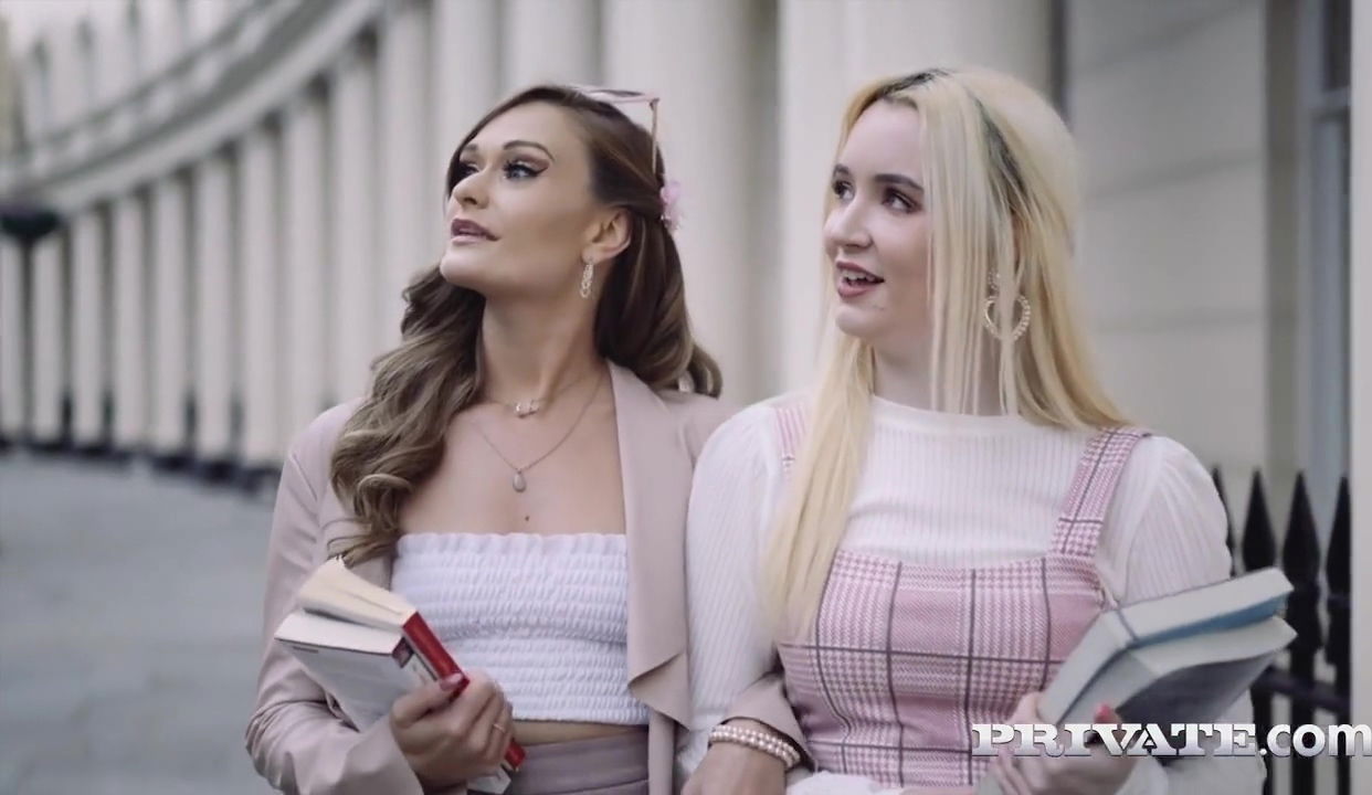 Honour Lana Harding Stars