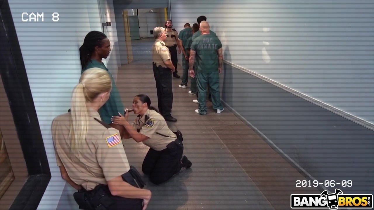 Mickey Kailani Fucks Inmate 14.2.2023