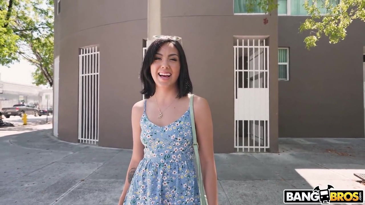 Bianca Loves Bang Bianca Bangs
