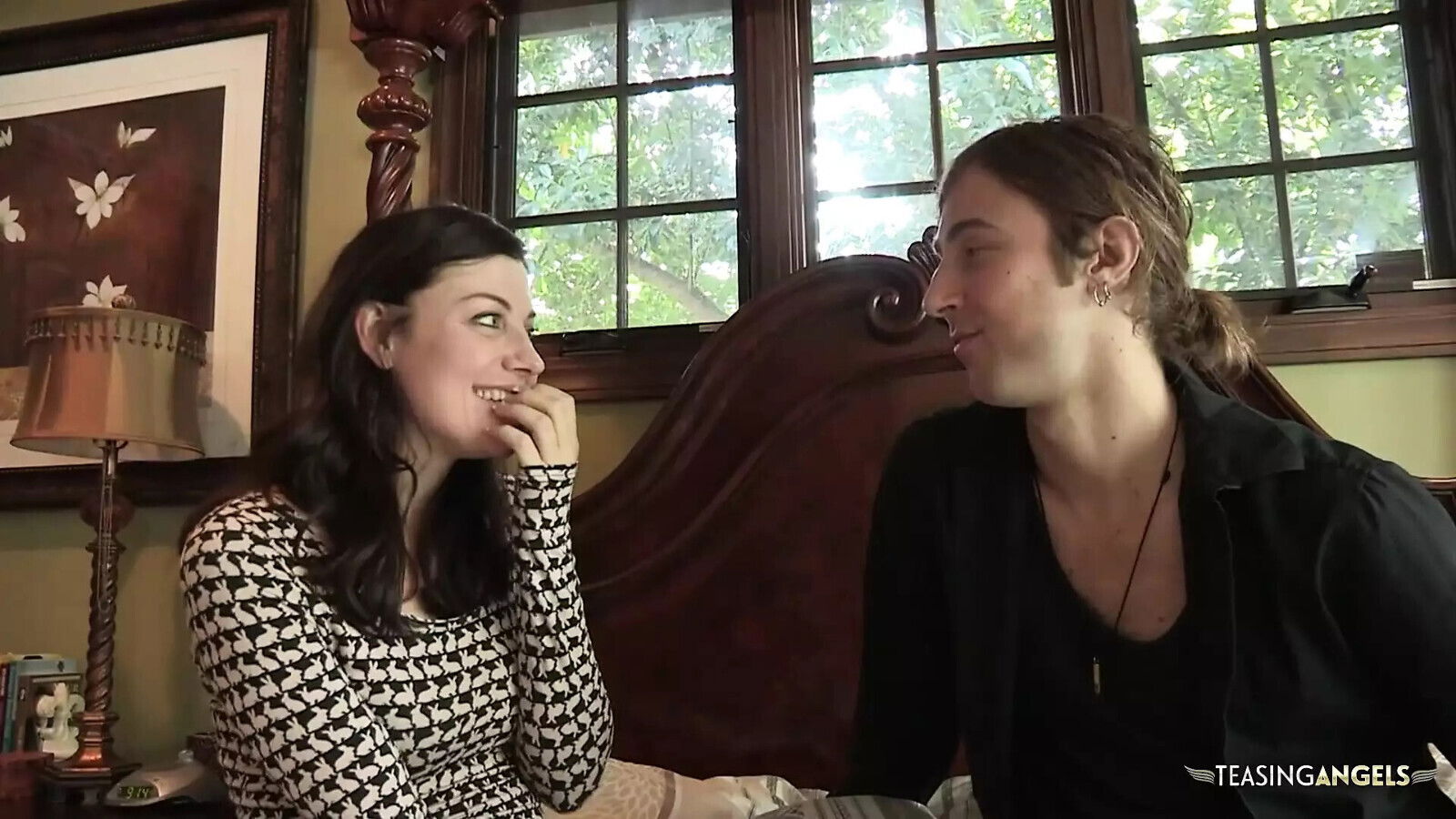 Having quicky bathroom turn kinky blonde