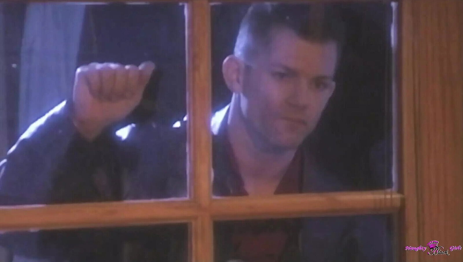 Mysteruous Makes Slender Ebony Bouncing Shaft