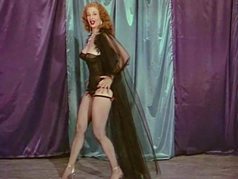 QUEEN OF TEASE - vintage big boobs burlesque tease